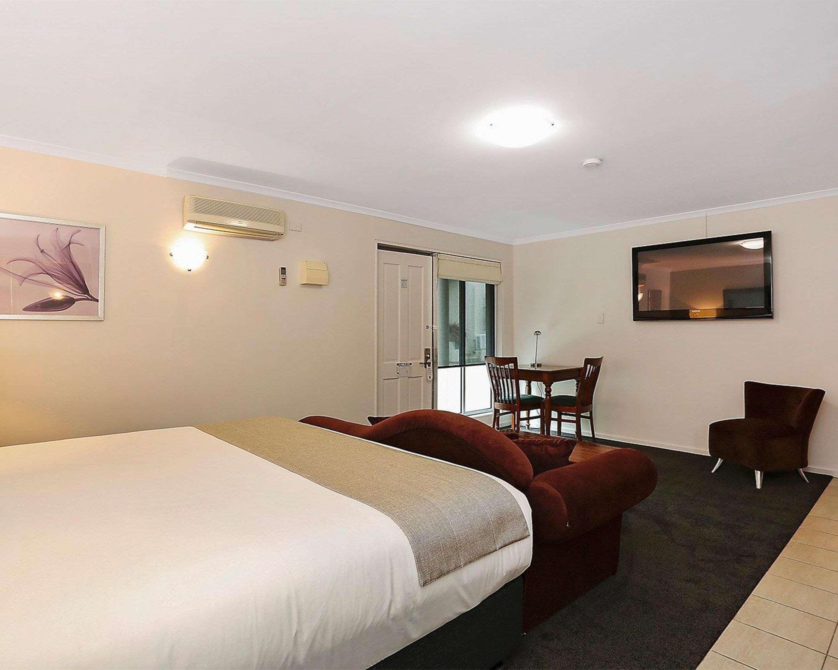 Quality Inn & Suites The Menzies Ballarat Bagian luar foto