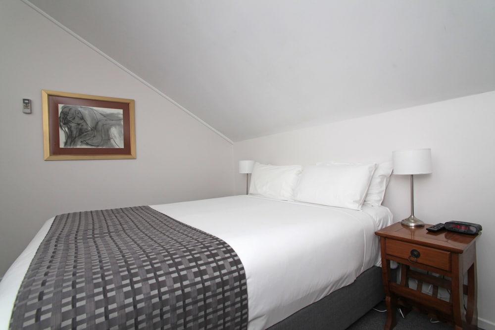 Quality Inn & Suites The Menzies Ballarat Bagian luar foto